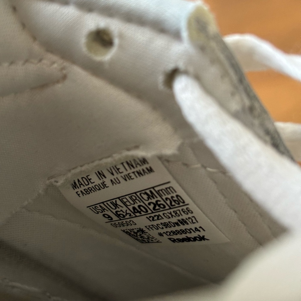 Reebok Club C Double Geo Radicalm Sneakers in White - Picture 11 of 13